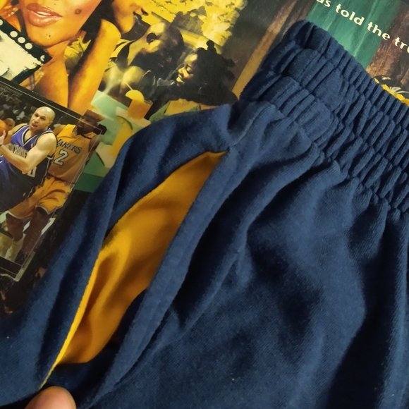 Vintage Starter Notre Dame Fighting Irish Cotton Shorts Size S/M athletic ncaa - Picture 3 of 5